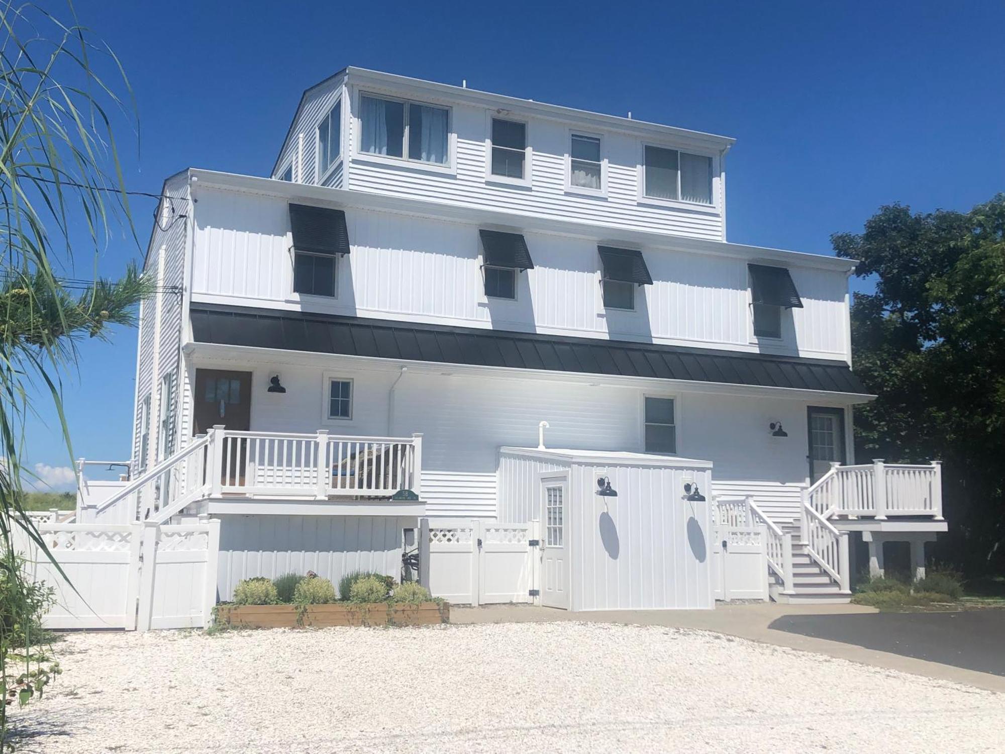 Seaside Serenity Beach Front Home Villas Exterior photo